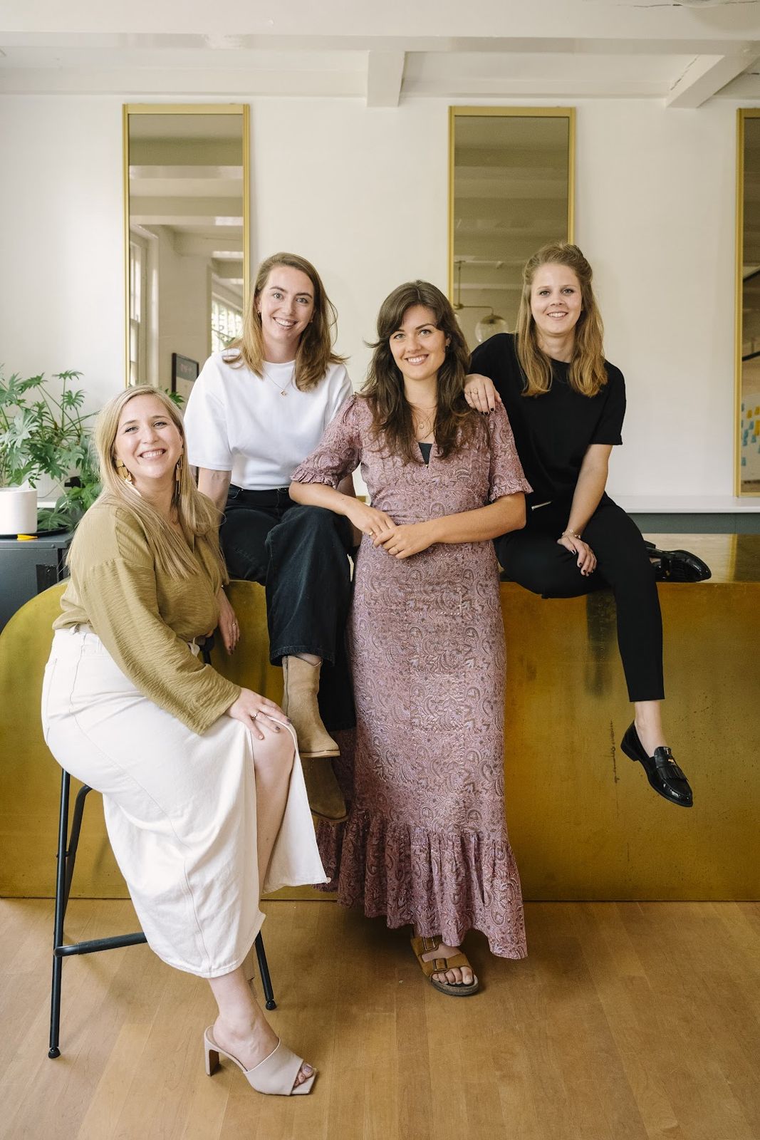 Het Facilitation Lab team presenteert voor de groep