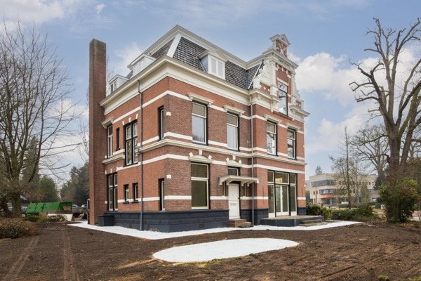 Strategy Sprint Villa